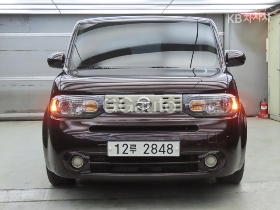 Nissan Cube 2011 photo 2