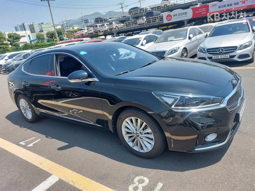 2017 - kia k7
