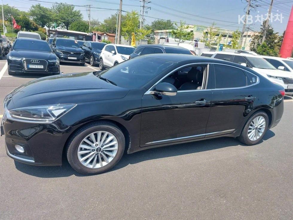 2017 - kia k7