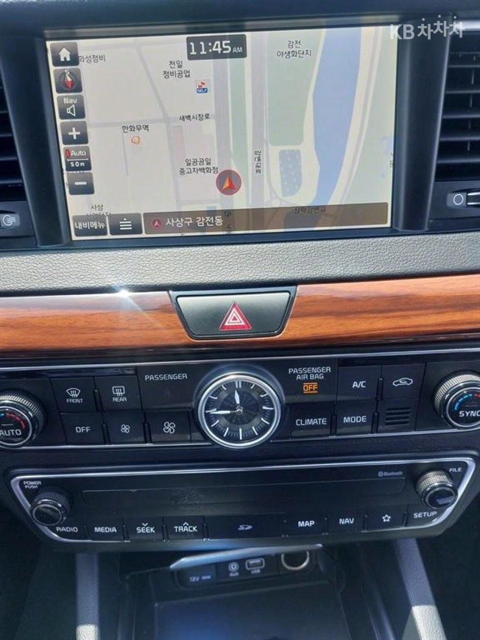 2017 - kia k7