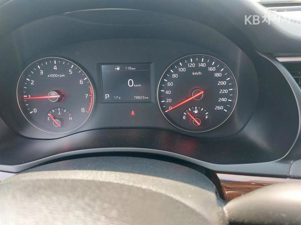 2017 - kia k7