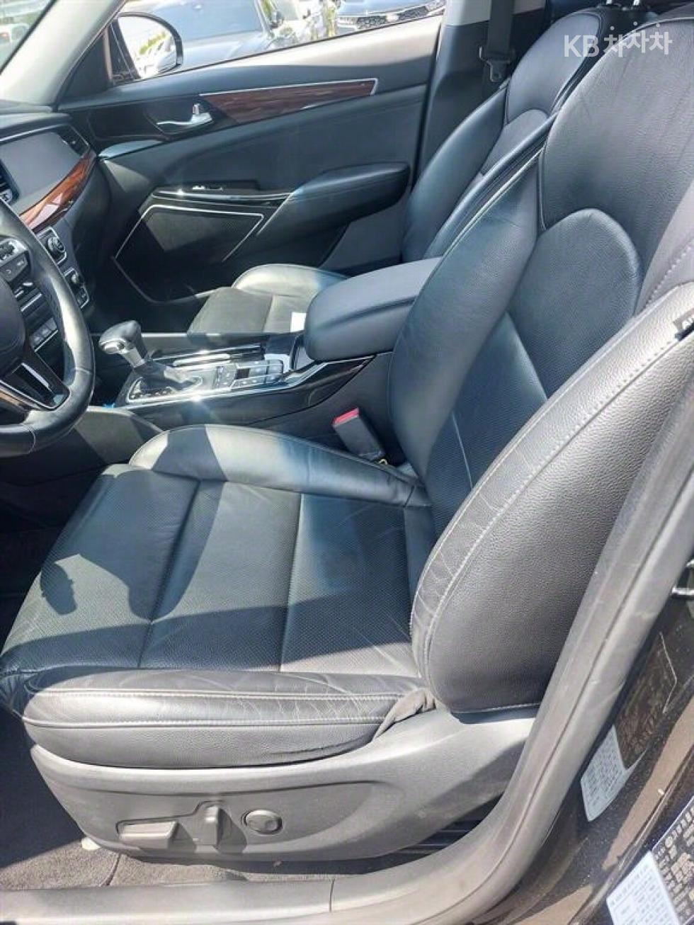 2017 - kia k7