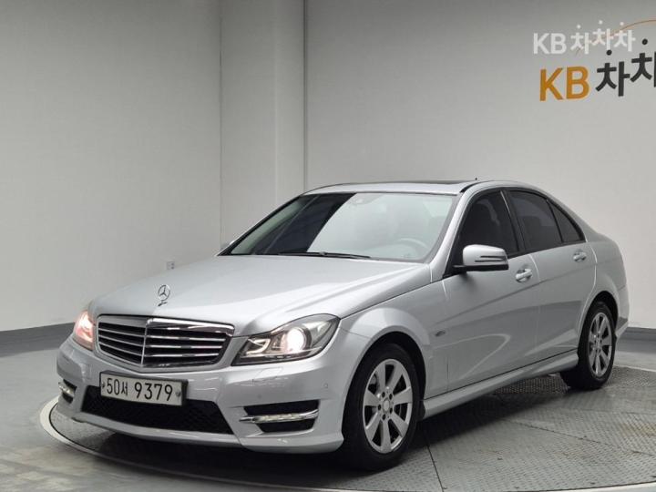 Mercedes-Benz C-Class New C200 CGI Avantgarde