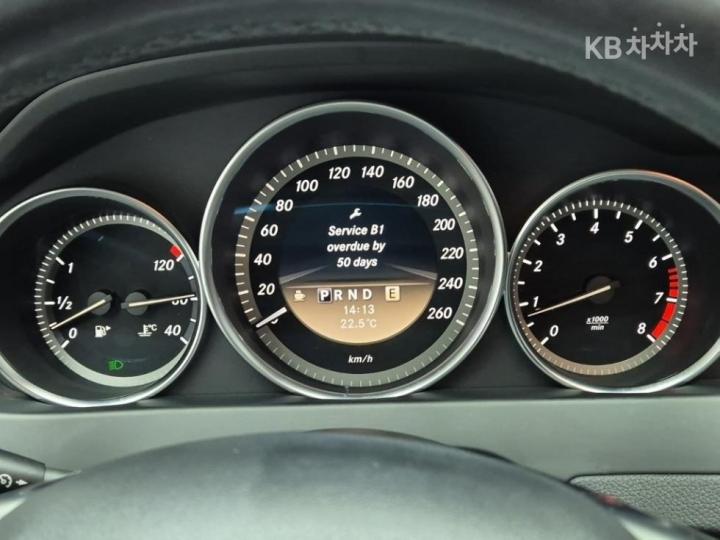 Mercedes-Benz C-Class New C200 CGI Avantgarde 7