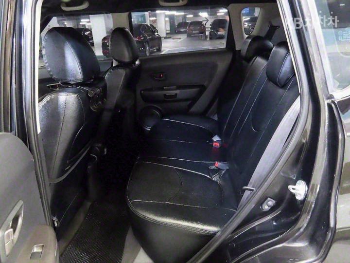Kia Soul 1.6 2U Premium Type 8