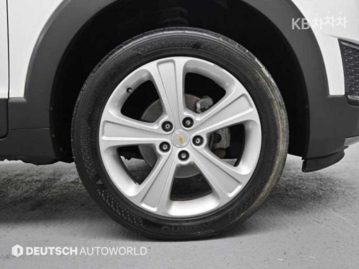 Chevrolet Captiva 2WD LT Premium 6