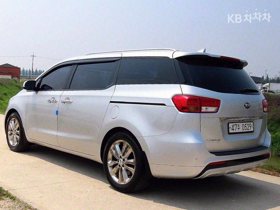 2016 - kia carnival