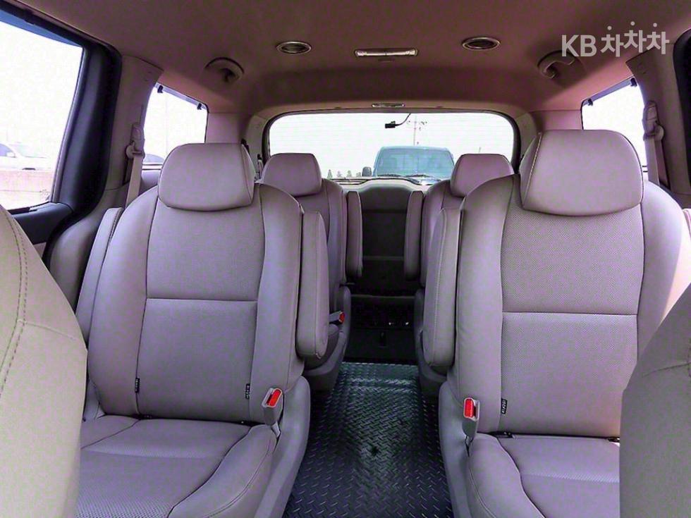 2016 - kia carnival