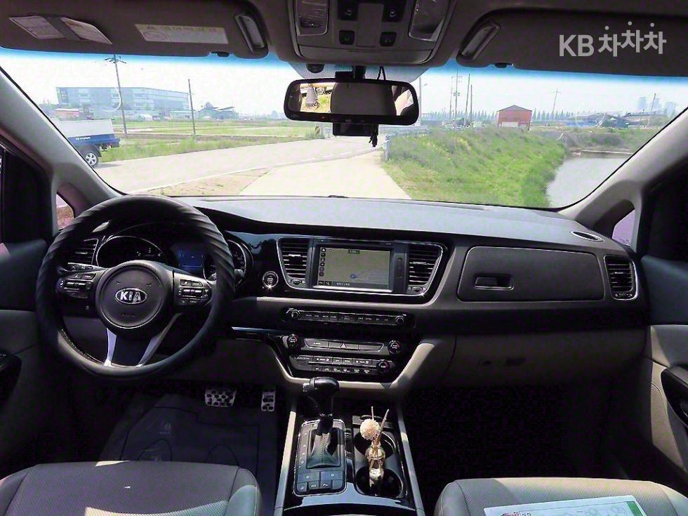 2016 - kia carnival
