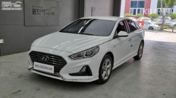 Hyundai Sonata 2.0 LPi 렌터카 — foto 1
