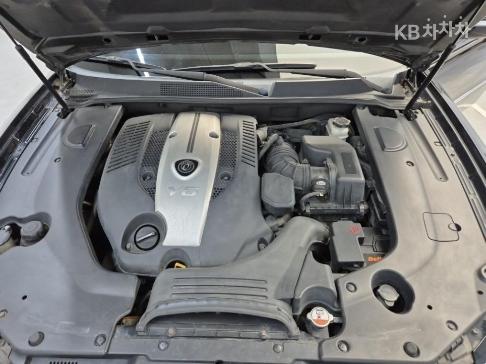 Kia Opirus — miniaturë 5