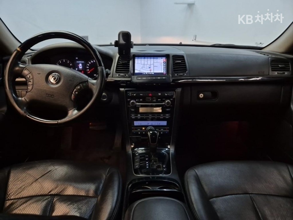 Kia Opirus — miniaturë 7