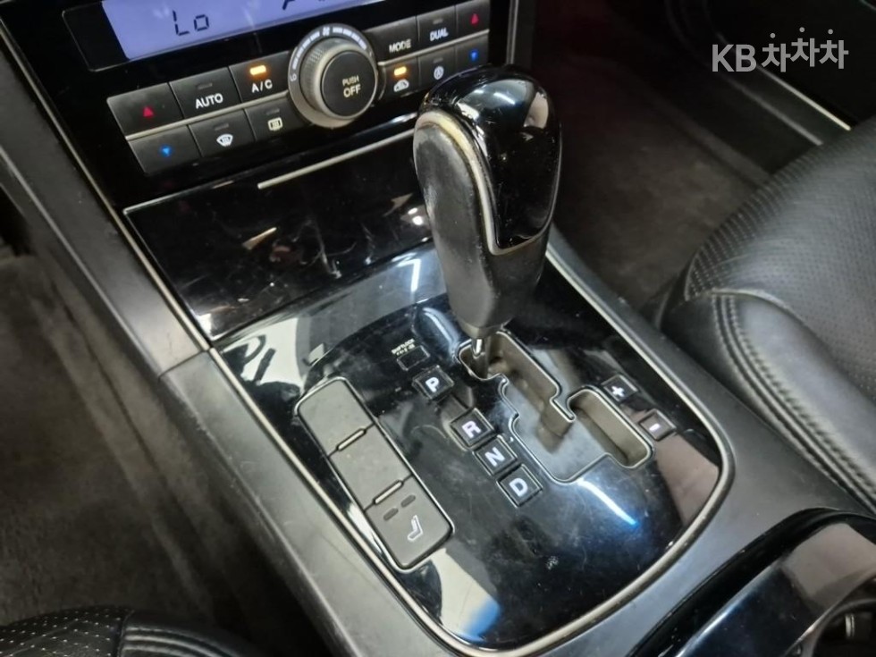 Kia Opirus — miniaturë 8