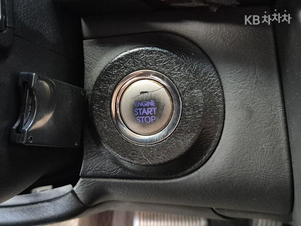 Kia Opirus — miniaturë 16