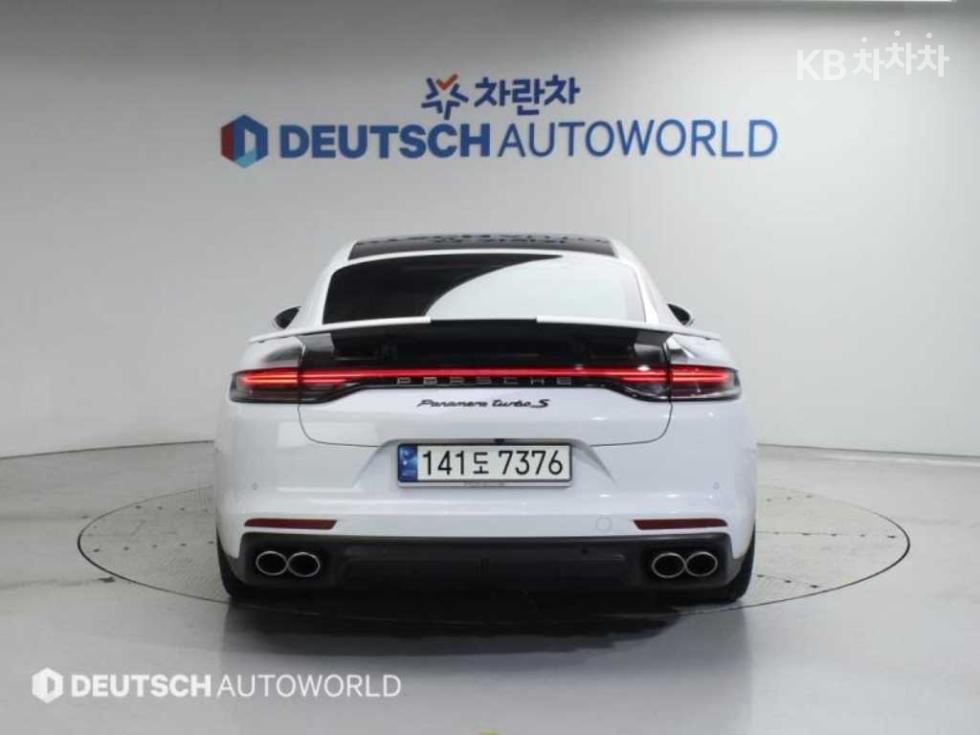 Porsche Panamera — miniaturë 4