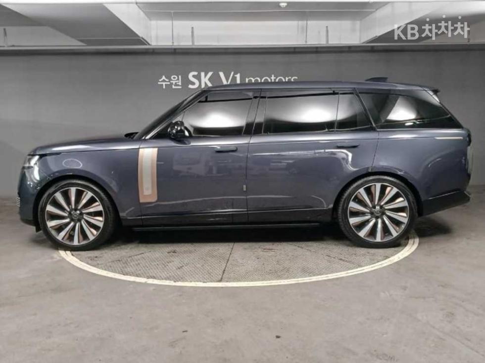 Land Rover Range Rover — miniaturë 4