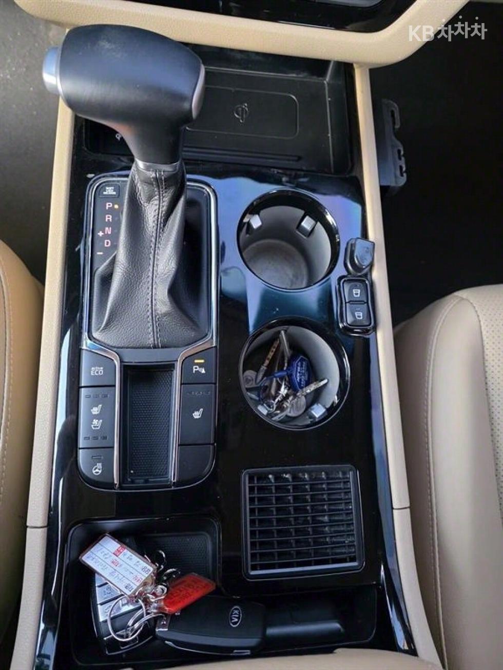 2019 - kia carnival
