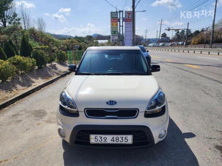 Kia Soul 1.6 GDI Premium Base Type