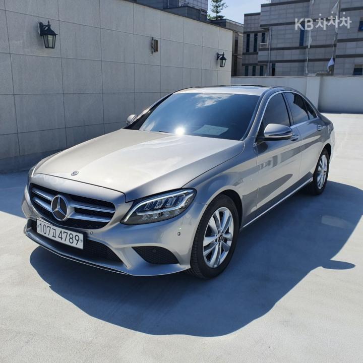 Mercedes-Benz C-Class C220d Avantgarde W205 2