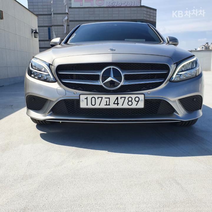 Mercedes-Benz C-Class C220d Avantgarde W205 3