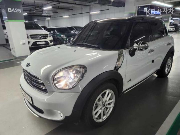 Mini Countryman D ALL4 2.0 Base Type 9