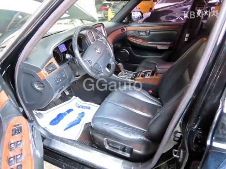 KG Mobility (Ssangyong) Chairman H New Classic 500S Premium Type 9