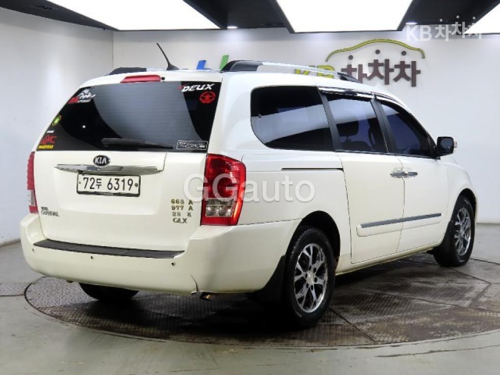 2013 - kia carnival