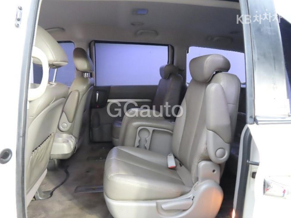 2013 - kia carnival