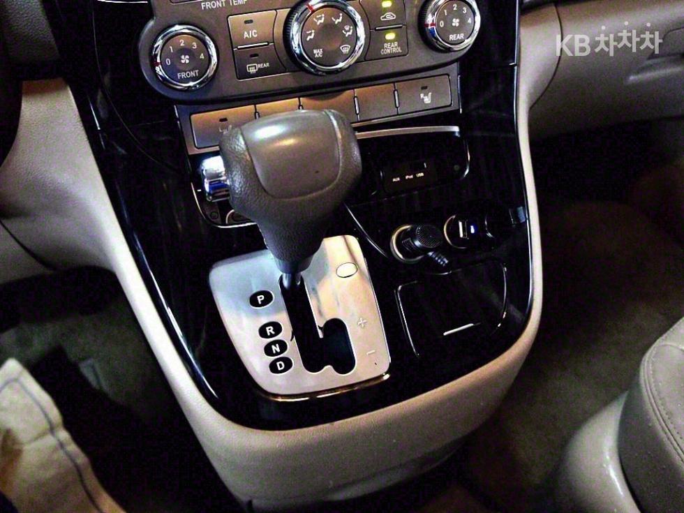 2013 - kia carnival