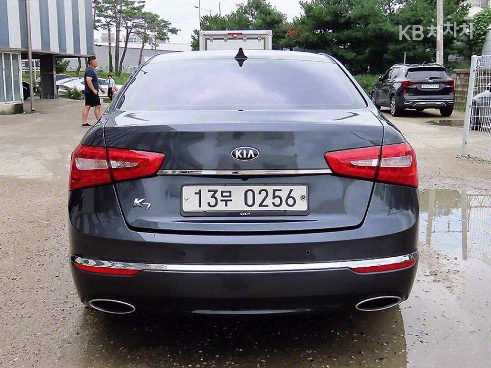 2016 - kia k7