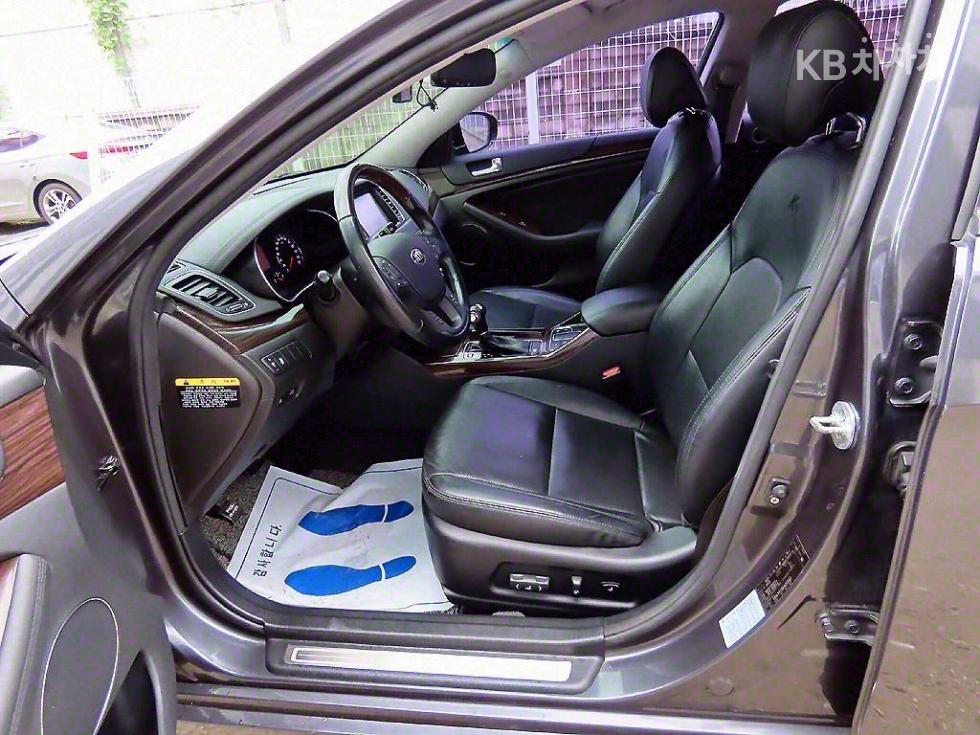 2016 - kia k7