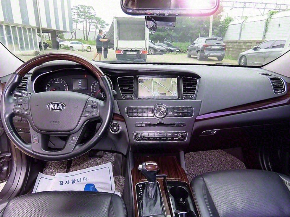 2016 - kia k7