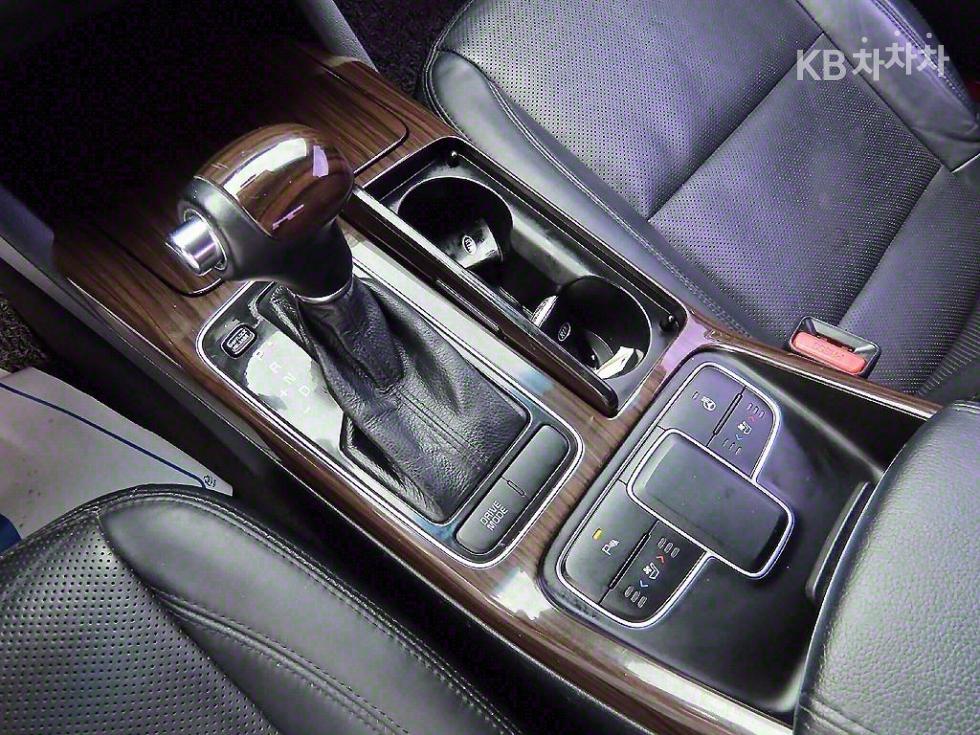 2016 - kia k7