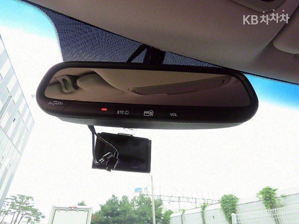 2016 - kia k7