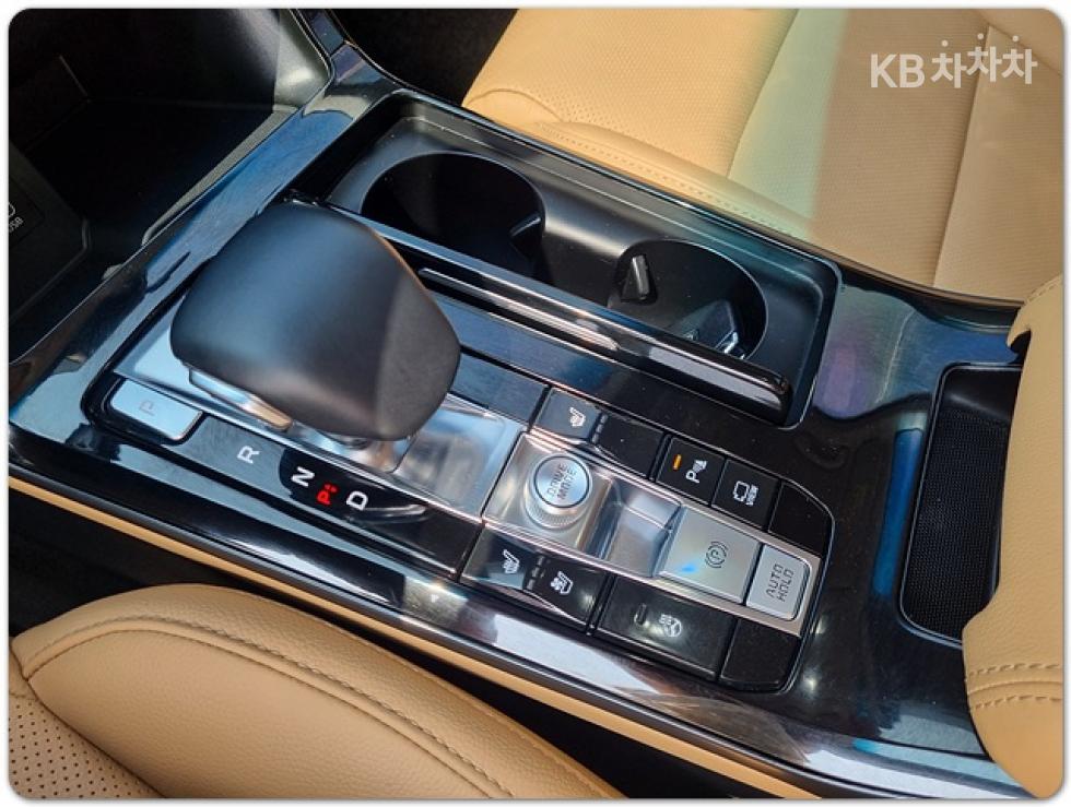 2021 - kia k7