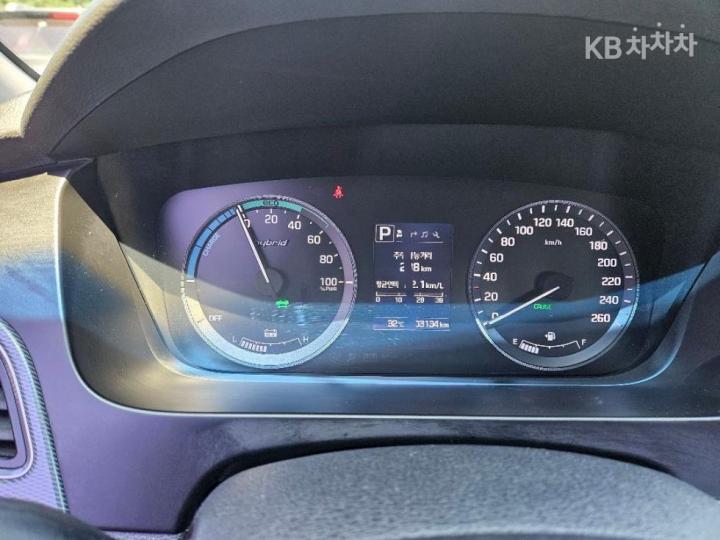 Hyundai Sonata LF Hybrid 2.0 HEV Modern 6