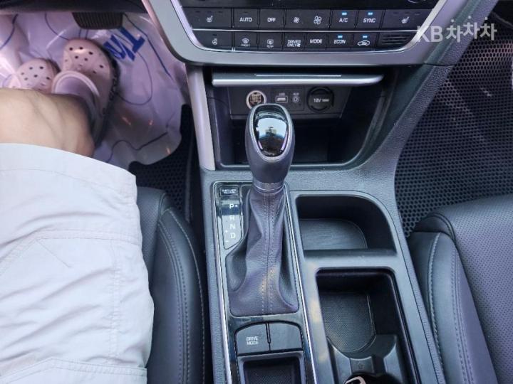 Hyundai Sonata LF Hybrid 2.0 HEV Modern 10