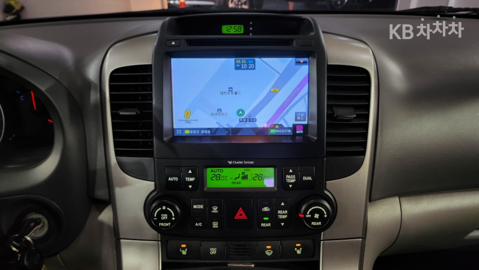 2013 - kia carnival
