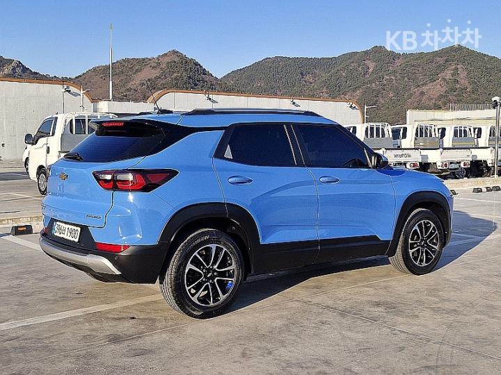 Chevrolet Trailblazer 1.35 Gasoline Turbo 2WD Premier 7