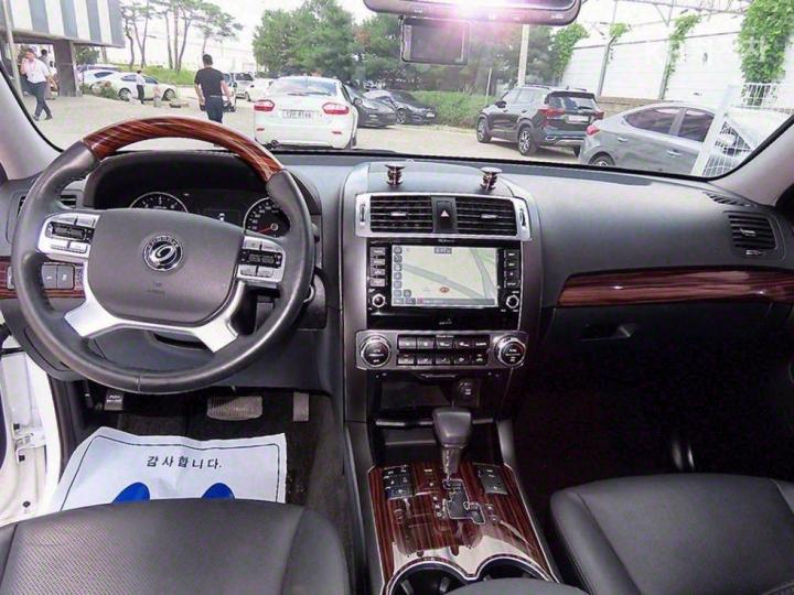 Kia Mohave 4WD President 8