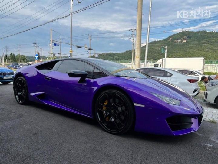 Lamborghini Huracán LP580-2 3