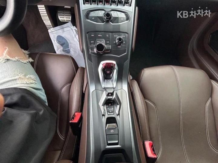 Lamborghini Huracán LP580-2 10