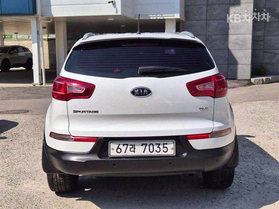 2011 - kia sportage