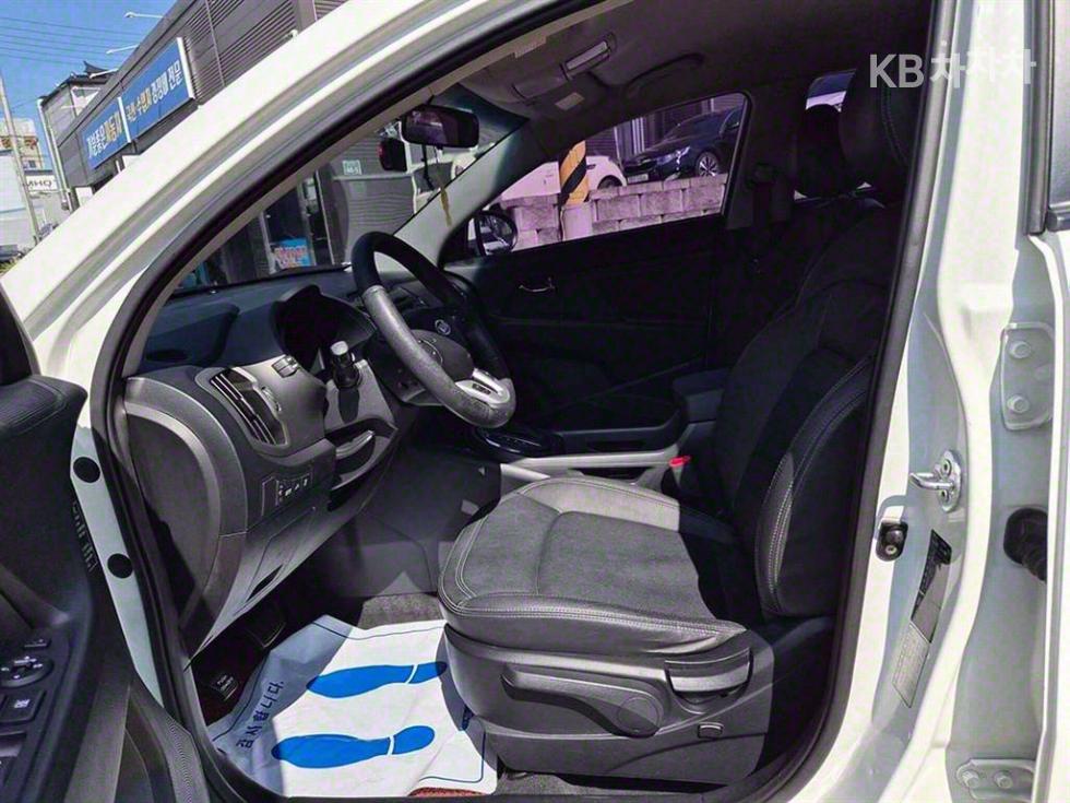 2011 - kia sportage