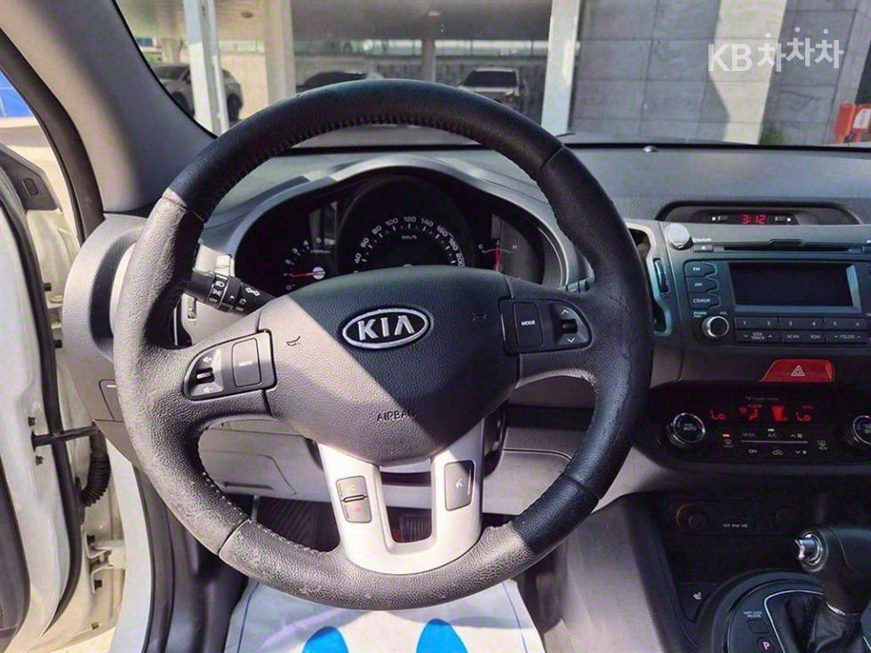 2011 - kia sportage