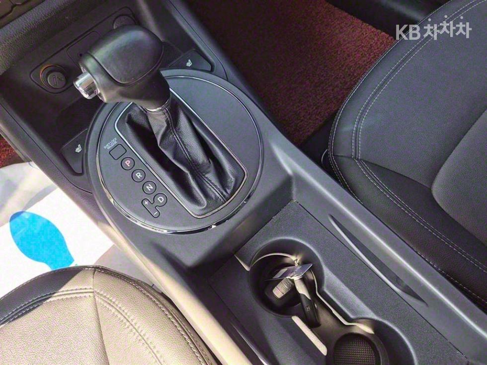 2011 - kia sportage