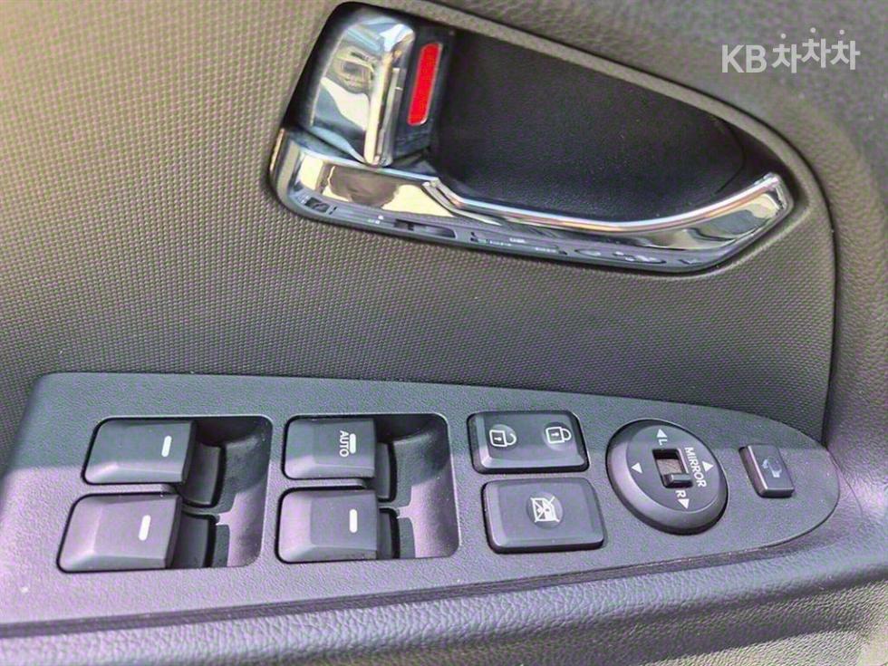 2011 - kia sportage