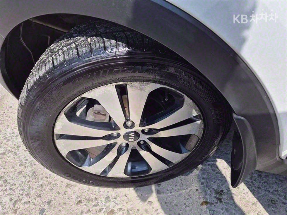 2011 - kia sportage