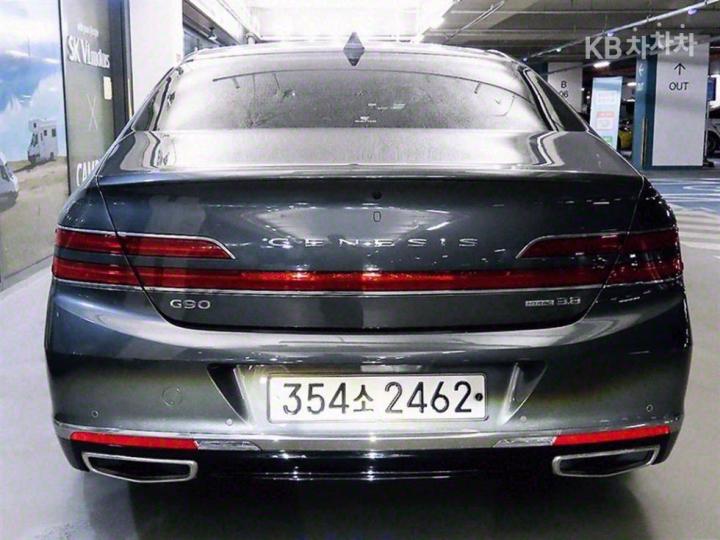 Genesis G90 3.8 GDi AWD Prestige 6