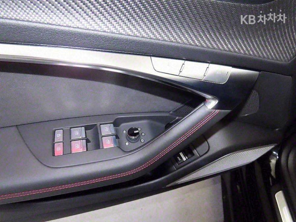 Audi RS7 — miniaturë 13